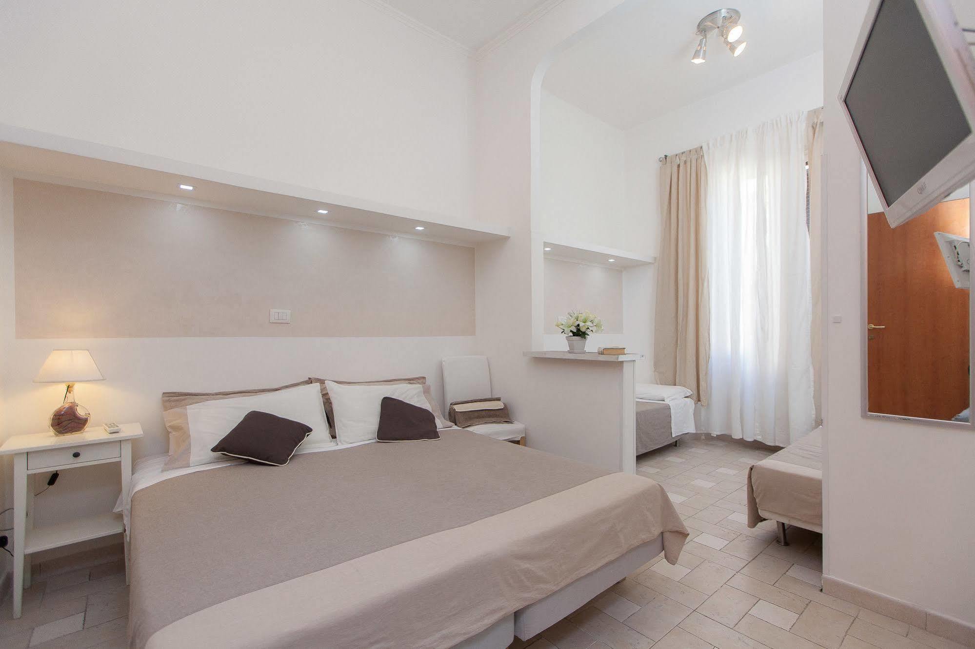 San Peter Angels Hotel Rome Exterior photo